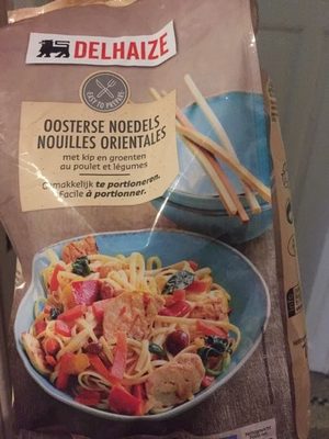 Delhaize Nouilles Orientales au poulet et légumes