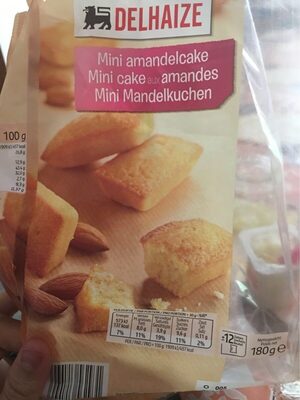 Image descriptive de Mini cake aux amandes