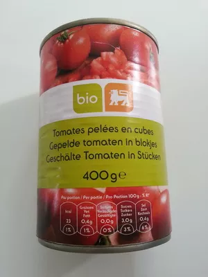 Tomates pelées en cube