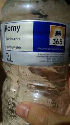 Image descriptive de Romy Eau de source